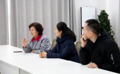 自治区及我市总工会领导下基层慰问